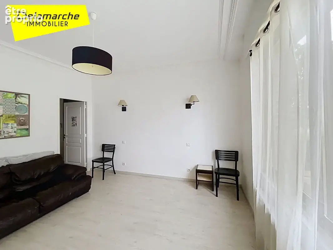 Propriété 7 pièces 5 chambres  avec piscine couverte  dépendances et terrain à Grandparigny (50600) - photo 8