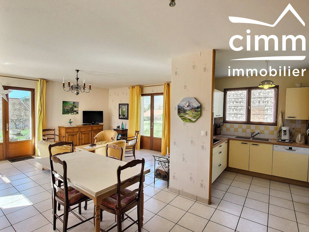 Maison à LA CHAPELLE-EN-VERCORS