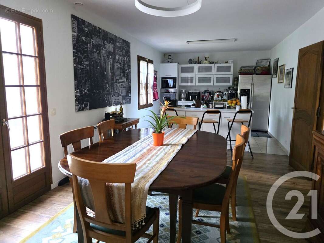 Maison à DAMMARTIN-EN-GOELE