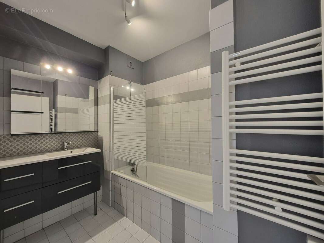 Appartement 46 m² à Reims  - photo 7