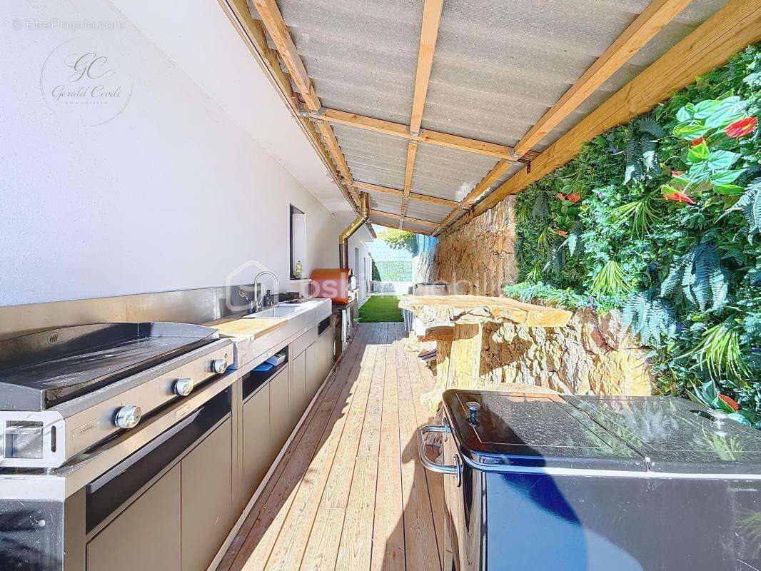 Maison 4 pieces de 101 m² avec piscine / montauroux - photo 16