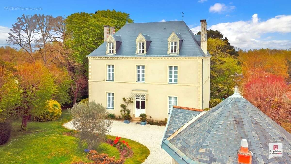 Maison à HAUTE-GOULAINE