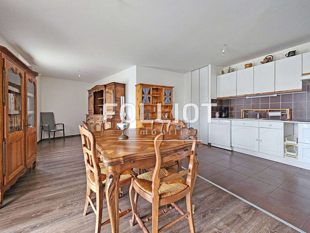 Appartement à COURSEULLES-SUR-MER