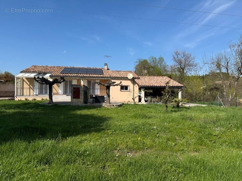 Maison à BOISSET-ET-GAUJAC