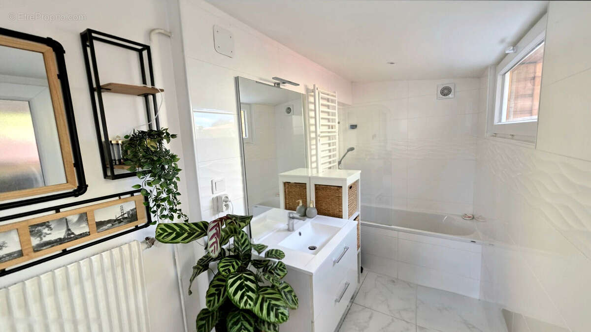 Maison à CLERMONT-FERRAND