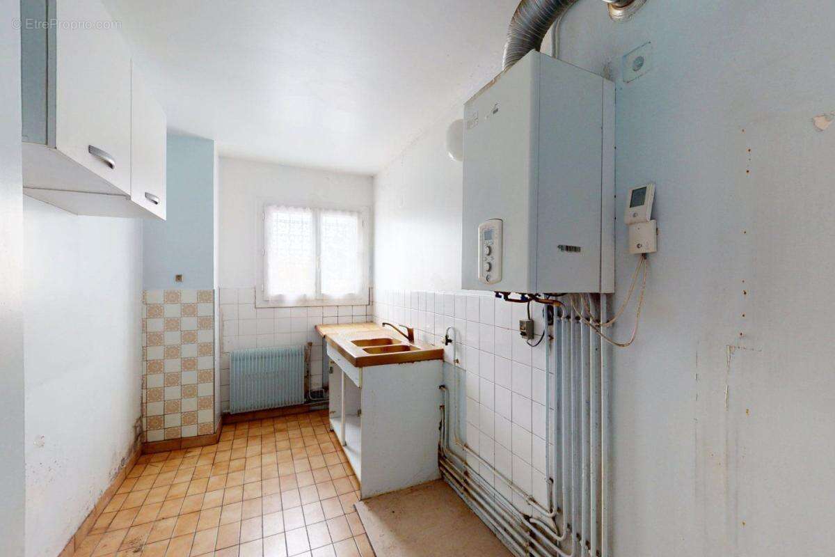 Appartement à CLICHY-SOUS-BOIS