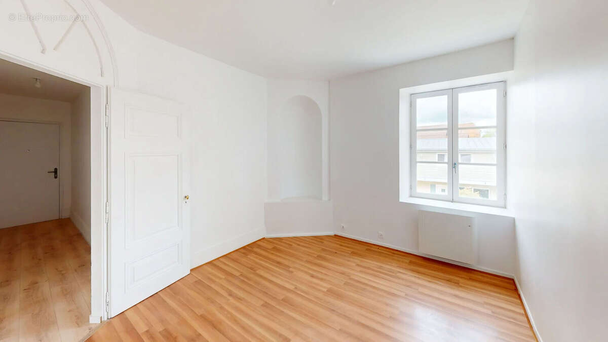 Appartement à AUXON-DESSUS