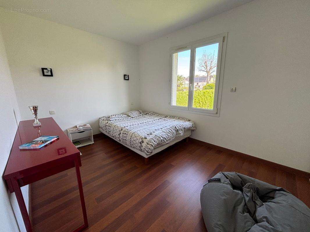 Maison à OUSSE