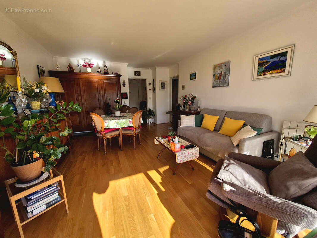 Appartement à NOGENT-SUR-MARNE