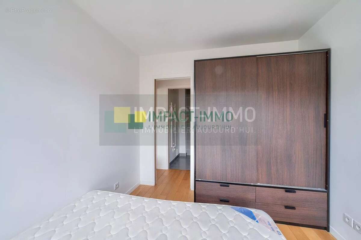 Appartement à LEVALLOIS-PERRET