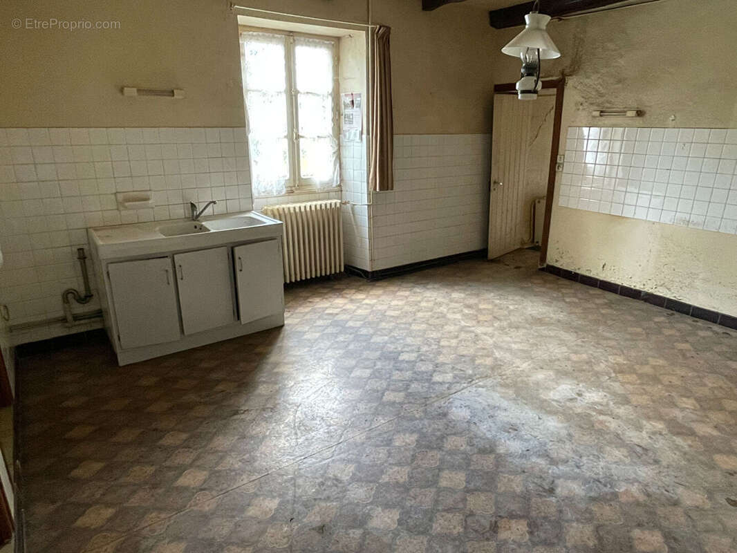 Fermette 80m² à savigné - photo 5