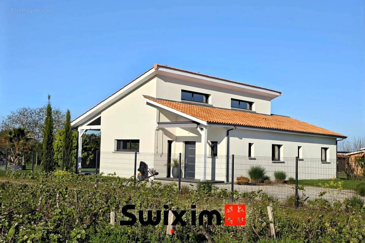 Maison à SAINT-SEURIN-DE-CADOURNE