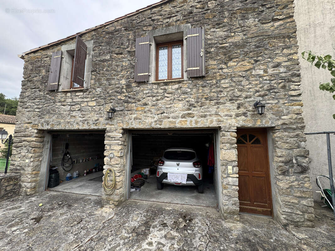 Maison à COUIZA