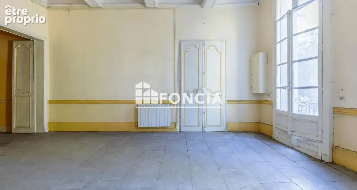Montpellier - Quartier Préfecture, appartement de caractère de 156 m² à rénover - photo 6