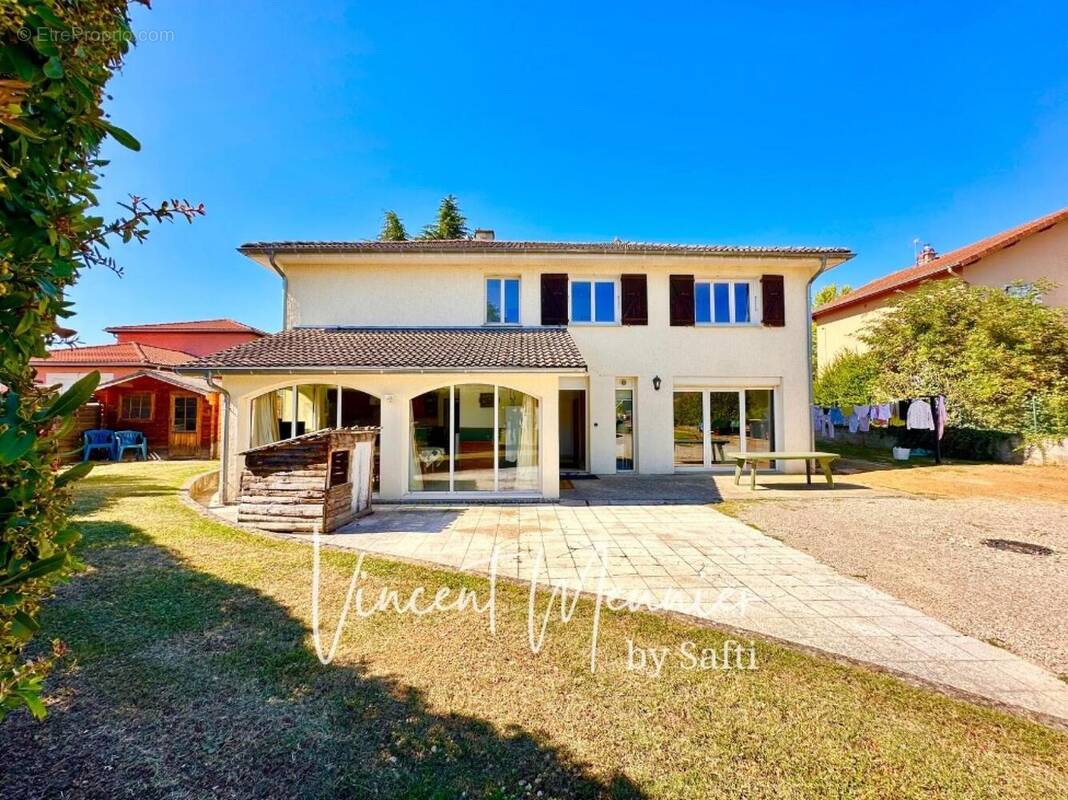 Photo 1 - Maison à SAINT-MAURICE-DE-BEYNOST