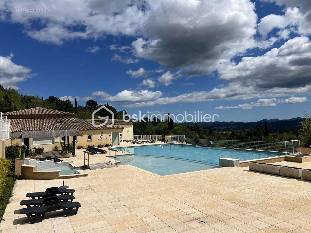 Appartement à CALLIAN