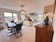 Appartement à REIGNIER