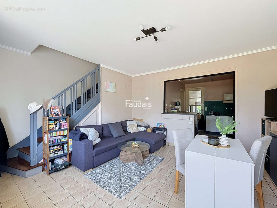 Maison 71 m² à Saint-Lo  - photo 5