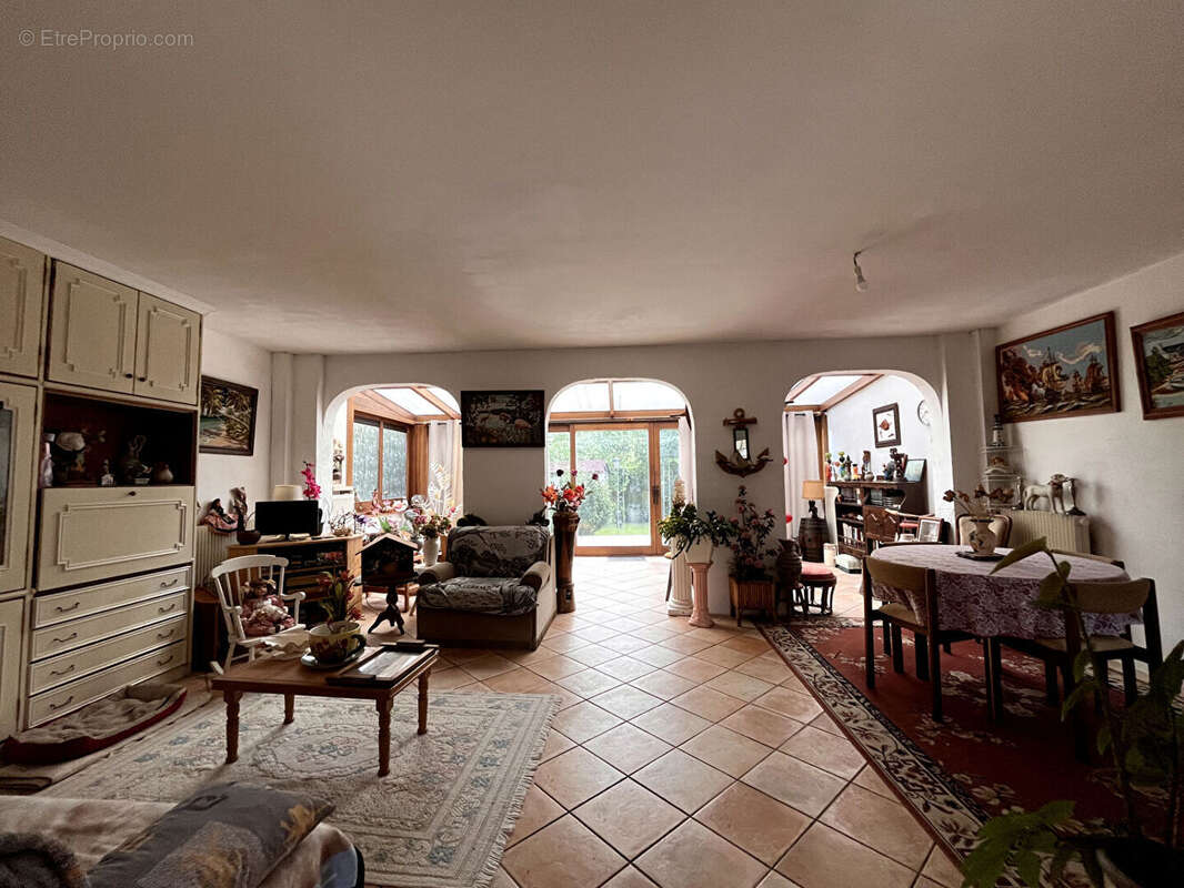 Maison à RIS-ORANGIS