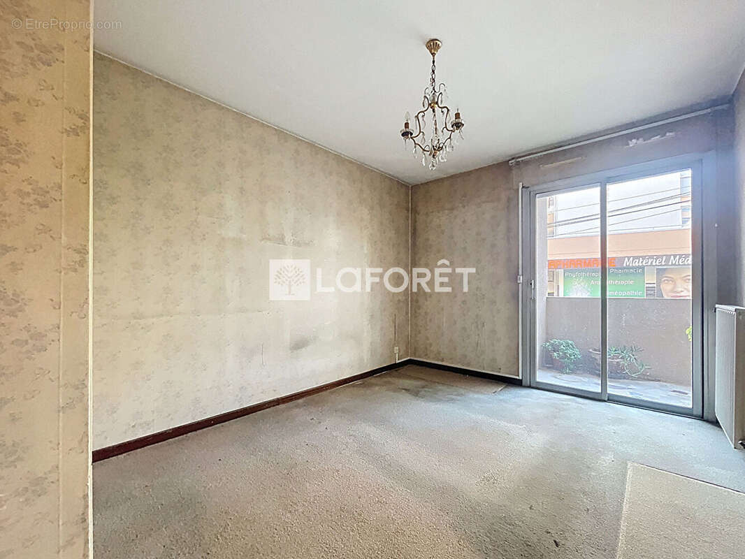 Appartement à LA VALETTE-DU-VAR