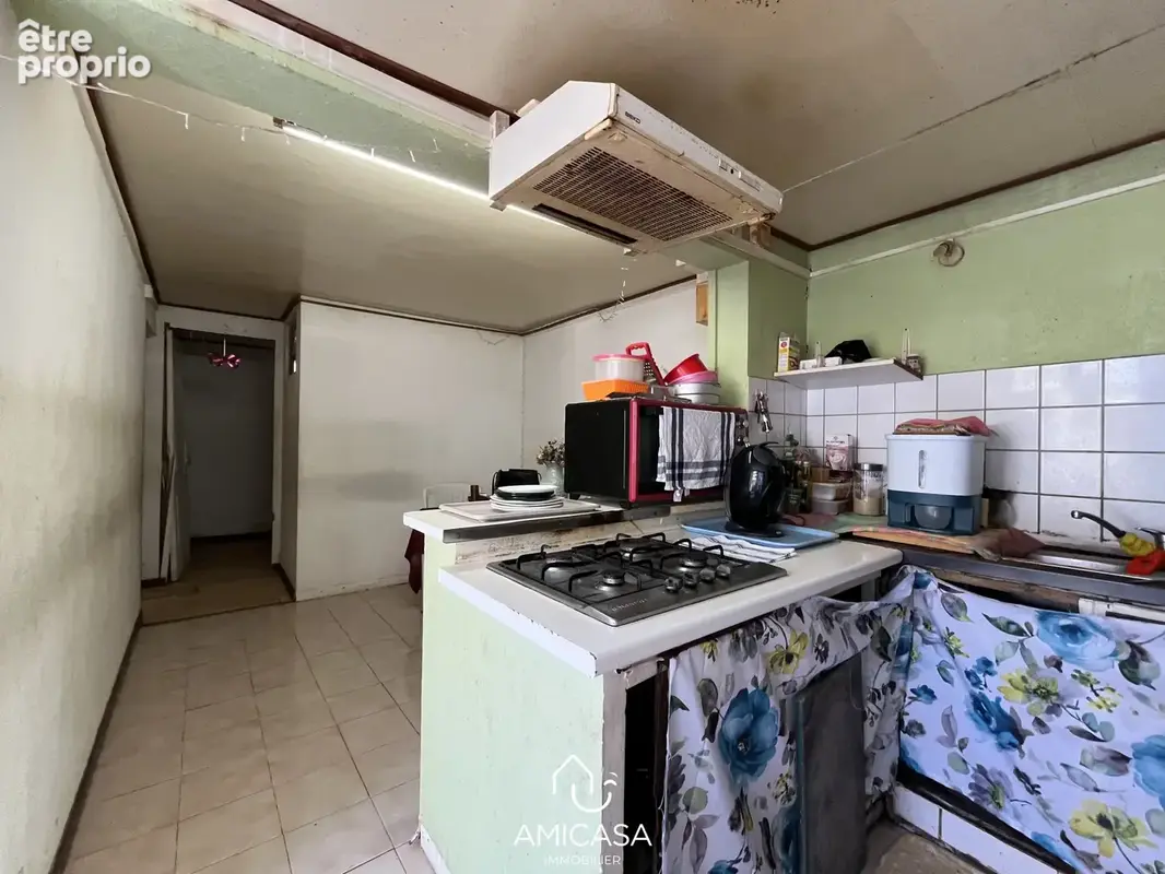 Saint denis (bellepierre) - petite maison à 2 minutes du chu   opportunite à 130 000 € ! - photo 3