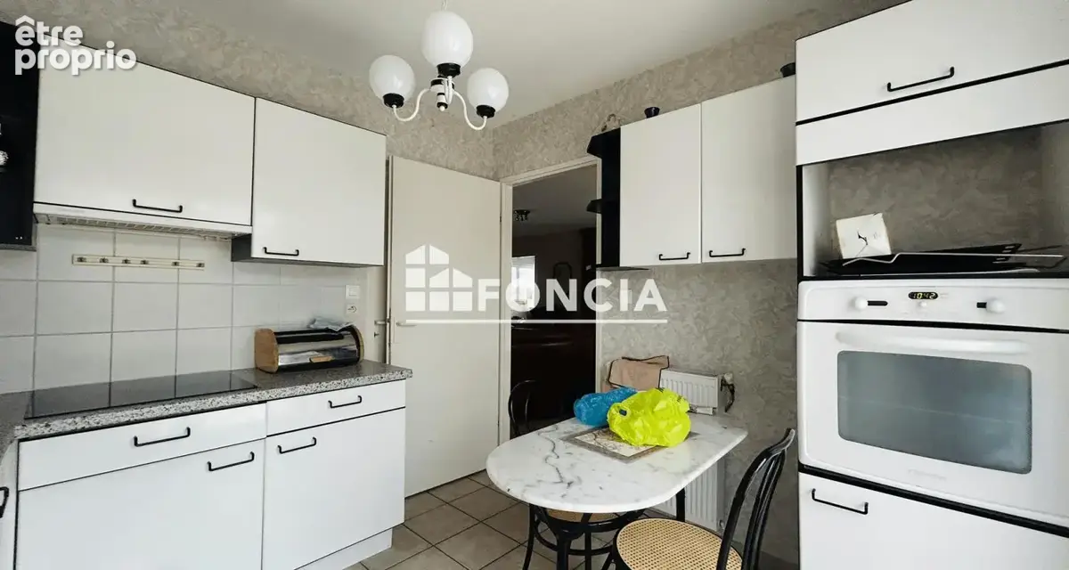 Appartement T3 de 102m² à Buxerolles Bizais avec jardin privatif, véranda et garage - photo 3