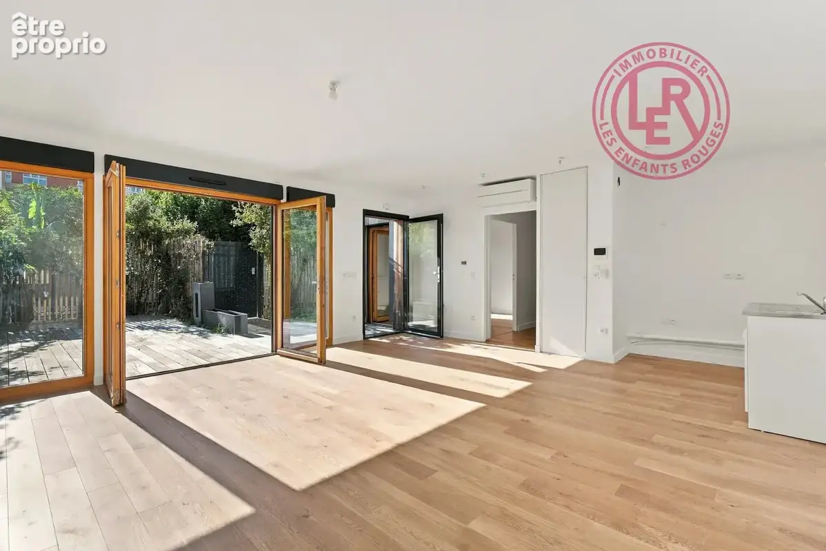 Montreuil - Solidarité/Carnot - Maison avec grande terrasse, ensoleillée et vue dégagée - photo 2