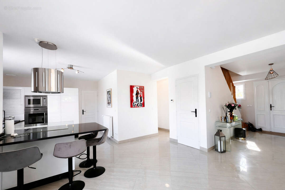 Maison à ORRY-LA-VILLE