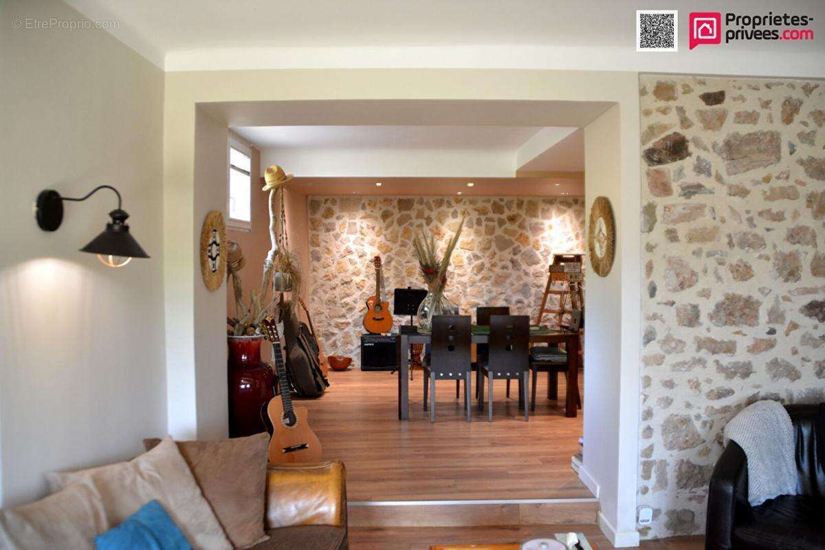 Maison à LE CANNET-DES-MAURES