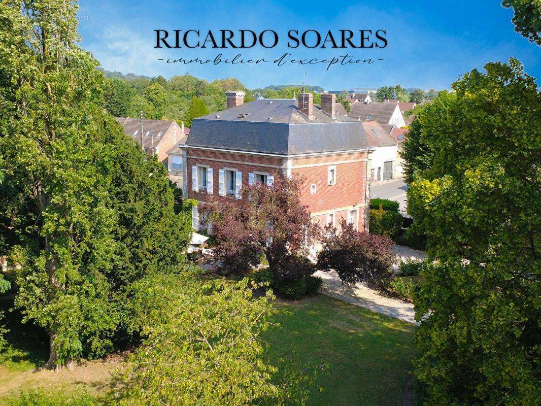 60700 sacy-le-grand / élégante maison de maitre du xixe siècle / 278 m² / 11 pièces / terrain 3700 m² - photo 16