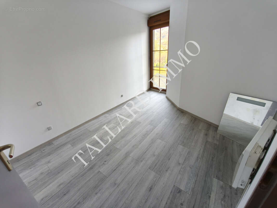 Appartement à TALLARD