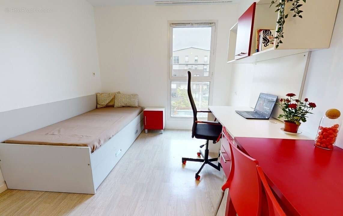 INVESTISSEMENT LOCATIF  ST OUEN SUR SEINE  Résidence Étudiante Studéa Saint Ouen 2 - 6,12 % de rentabilité - photo 3