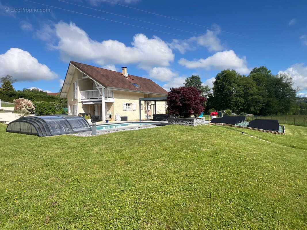 Maison à SAINT-BERON