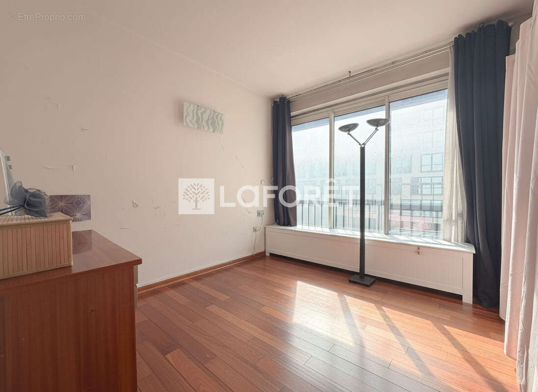 Appartement à MONTROUGE