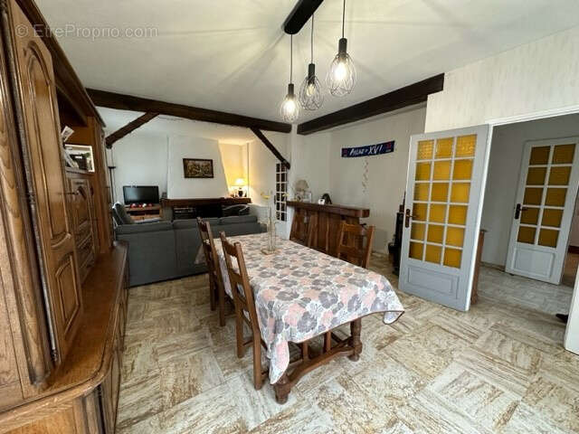 Maison à BURES-SUR-YVETTE