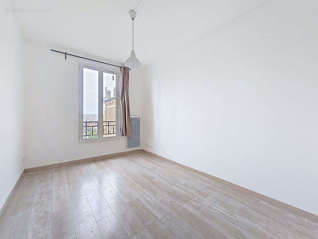 Appartement à BOURG-LA-REINE