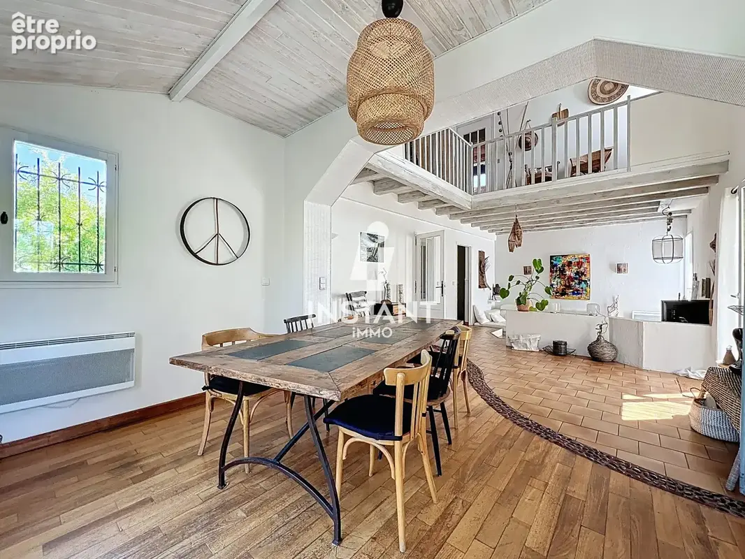 Maison 156 m² à Sainte-Genevieve-Des-Bois  - photo 5