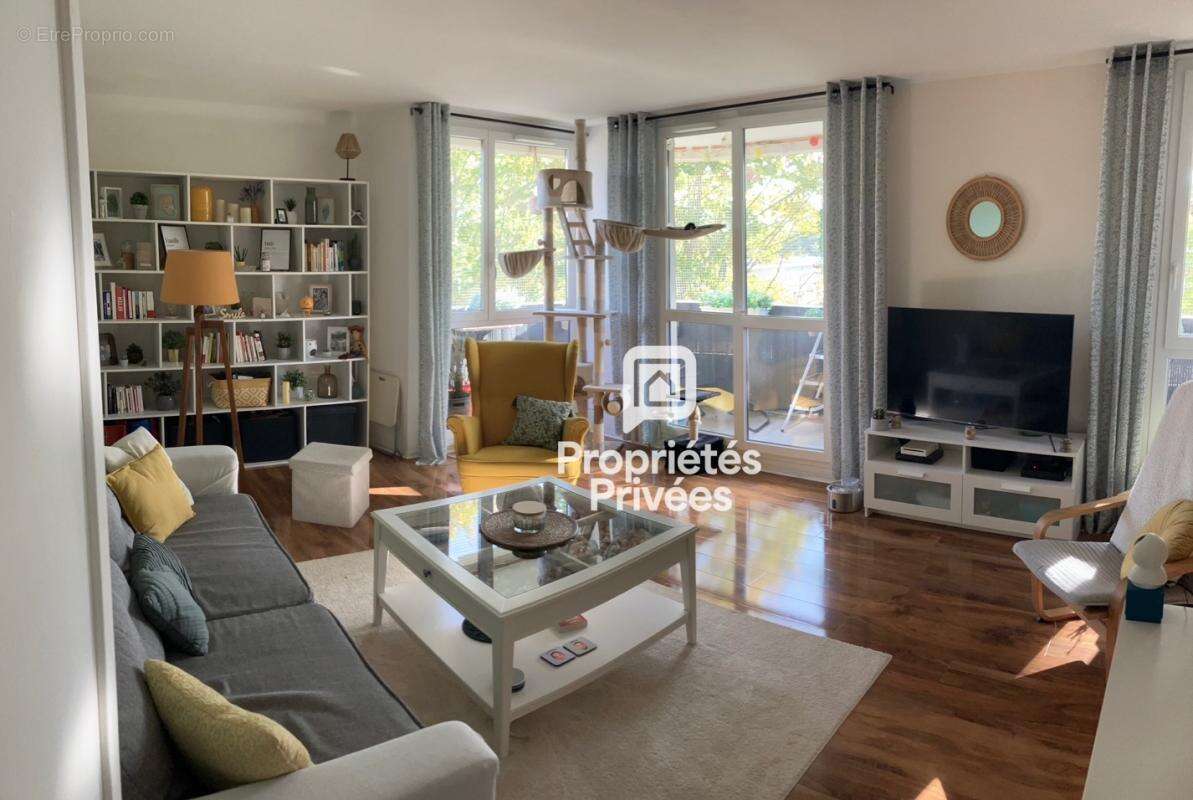Appartement à ELANCOURT