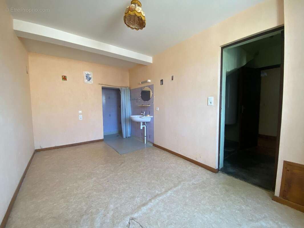 Maison 110 m² à Bagnac-Sur-Cele  - photo 6