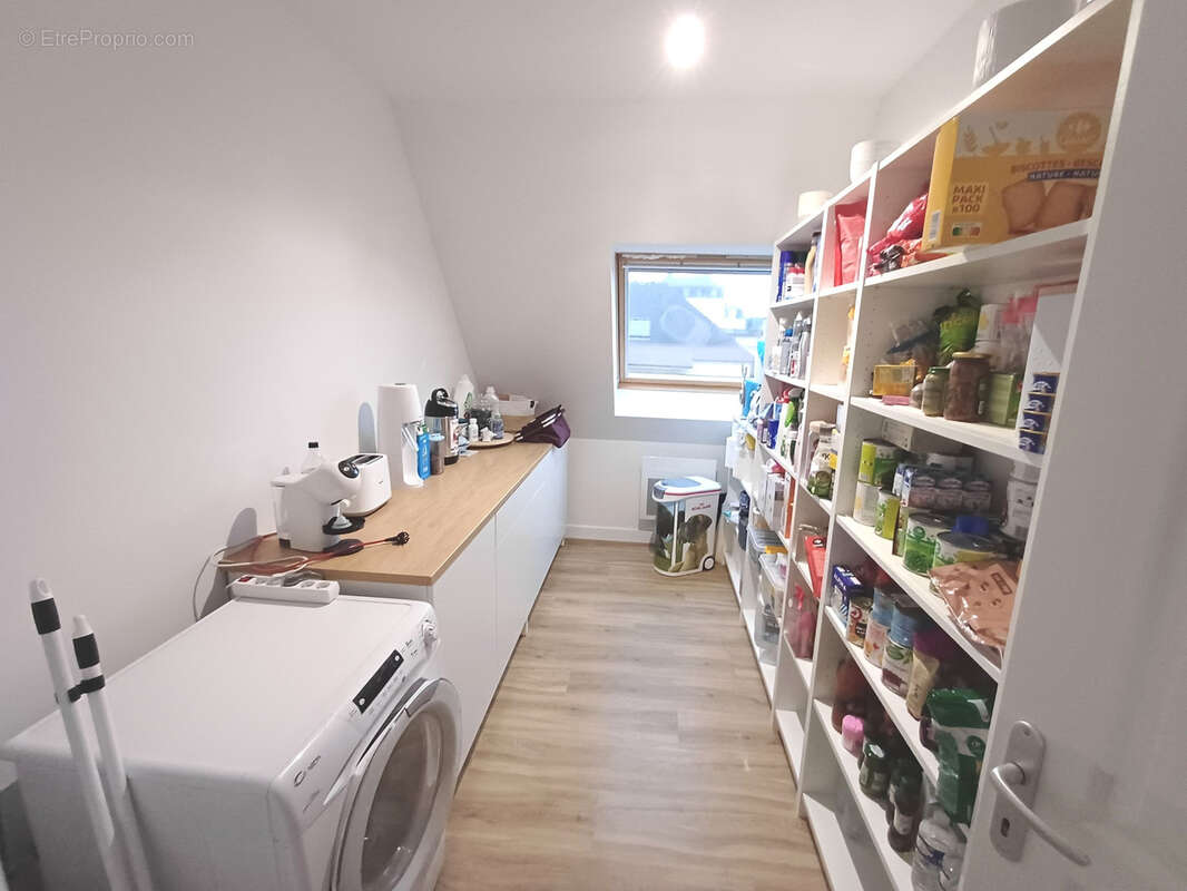 Appartement à BUCHY