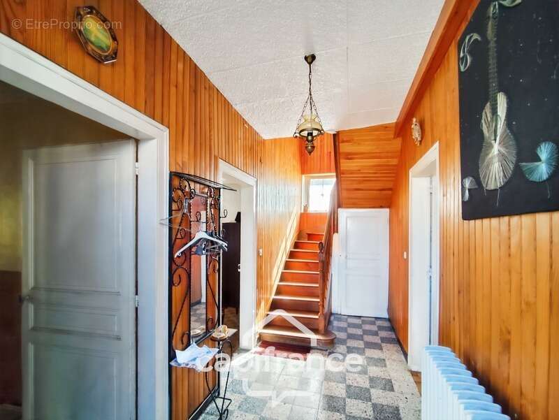 Maison à BESSE-SUR-BRAYE