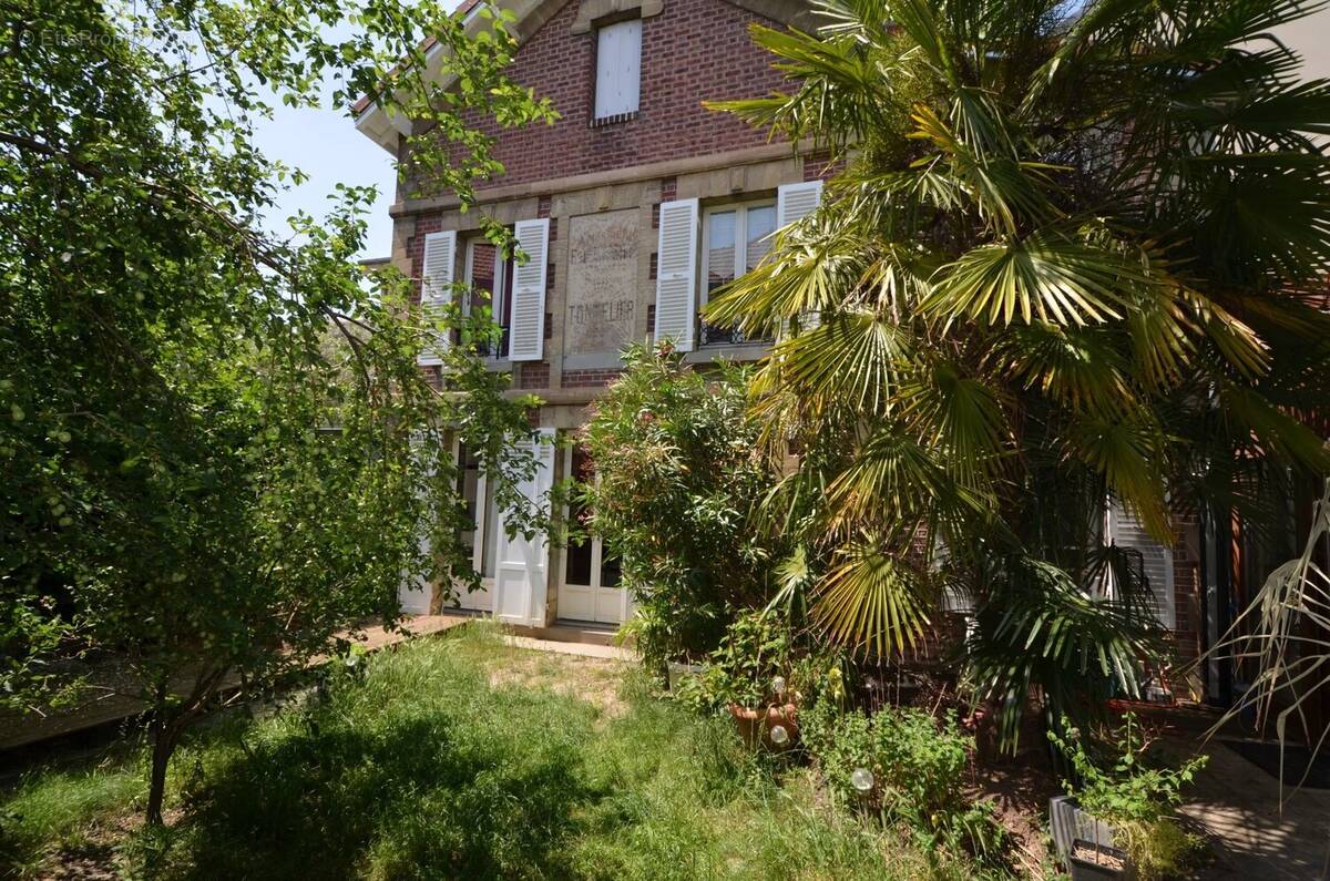 Maison à CROISSY-SUR-SEINE