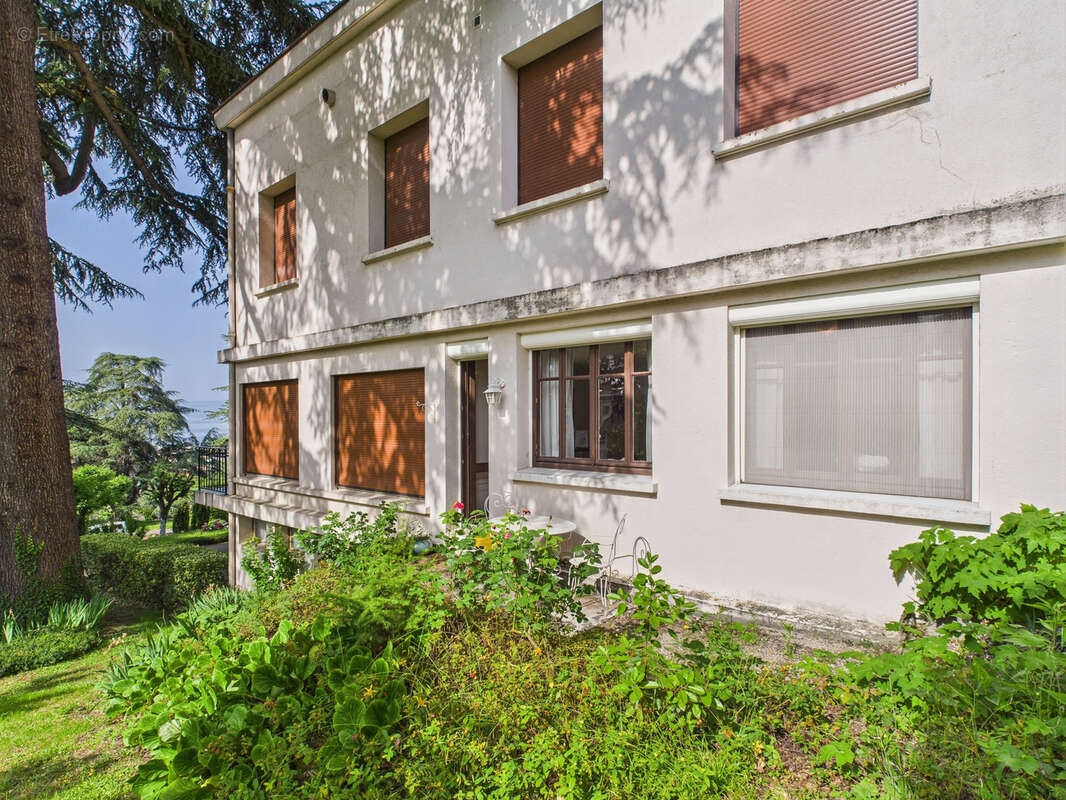 Appartement à EVIAN-LES-BAINS