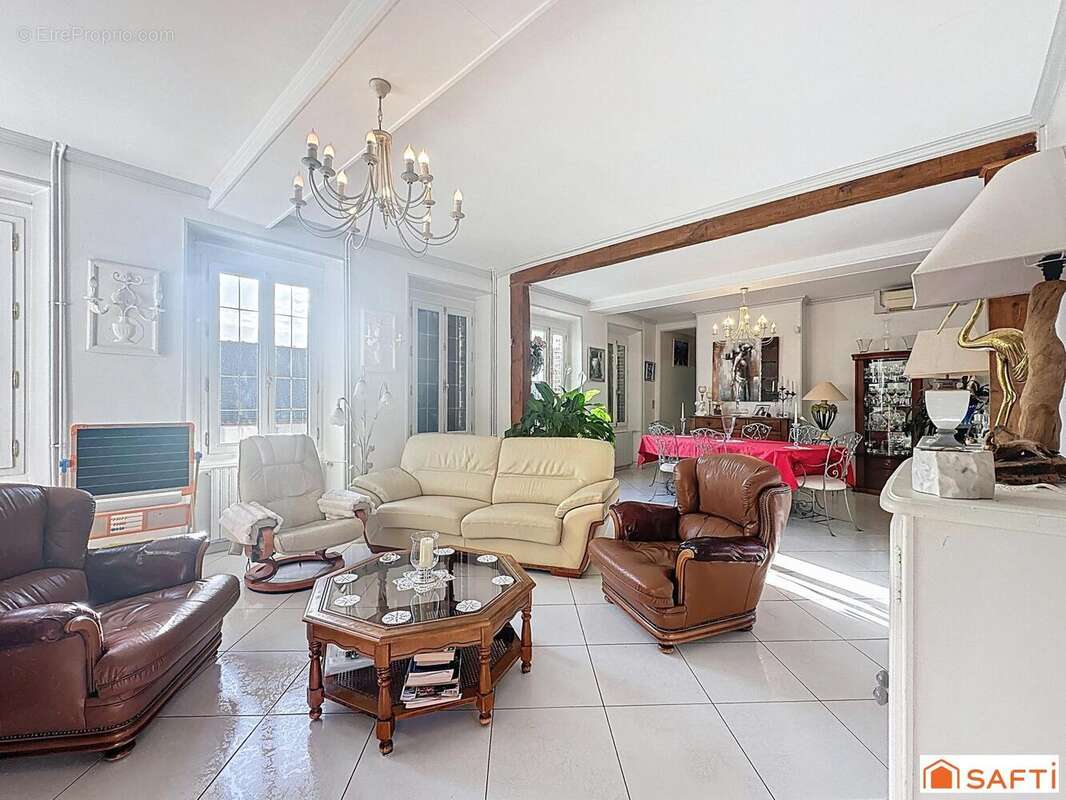 Photo 3 - Maison à VILLENEUVE-SUR-YONNE