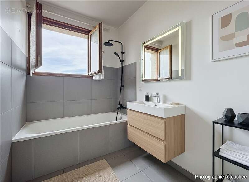 Maison à CRANVES-SALES