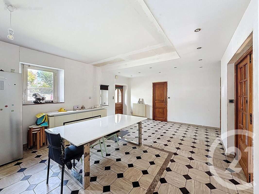 Maison 275 m² à Lannion  - photo 3