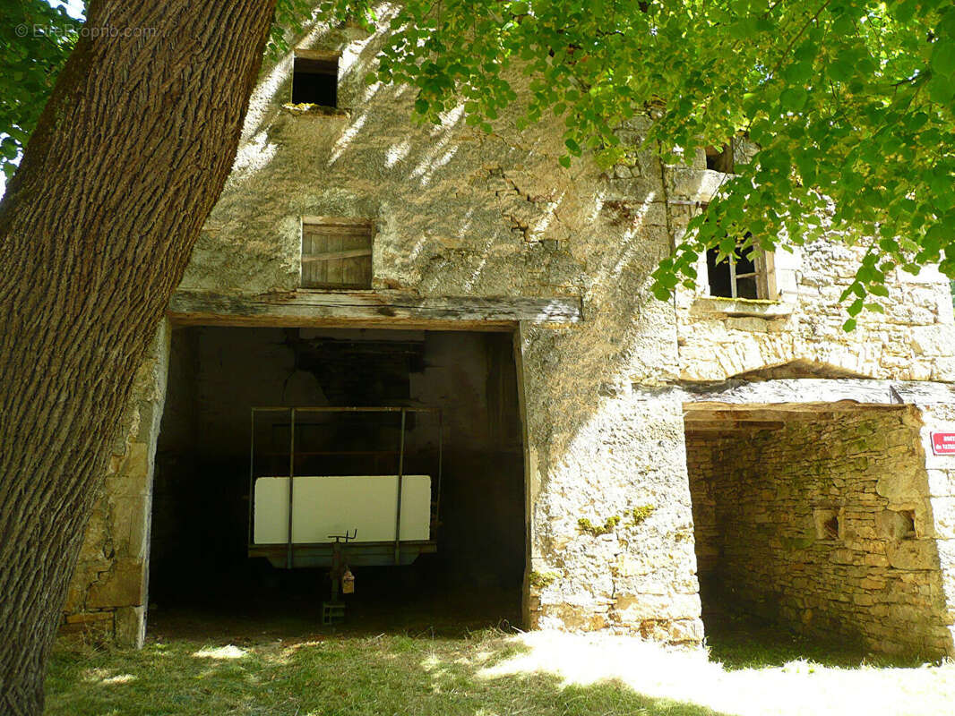 Corps de ferme - Vailhourles - photo 15