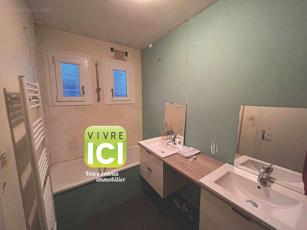 Maison à SAINT-JULIEN-DE-CONCELLES