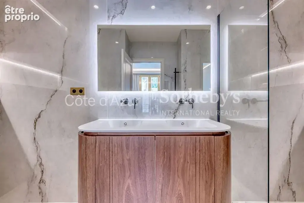 Nice Carré d’Or, appartement bourgeois rénové à proximité de la mer - photo 11
