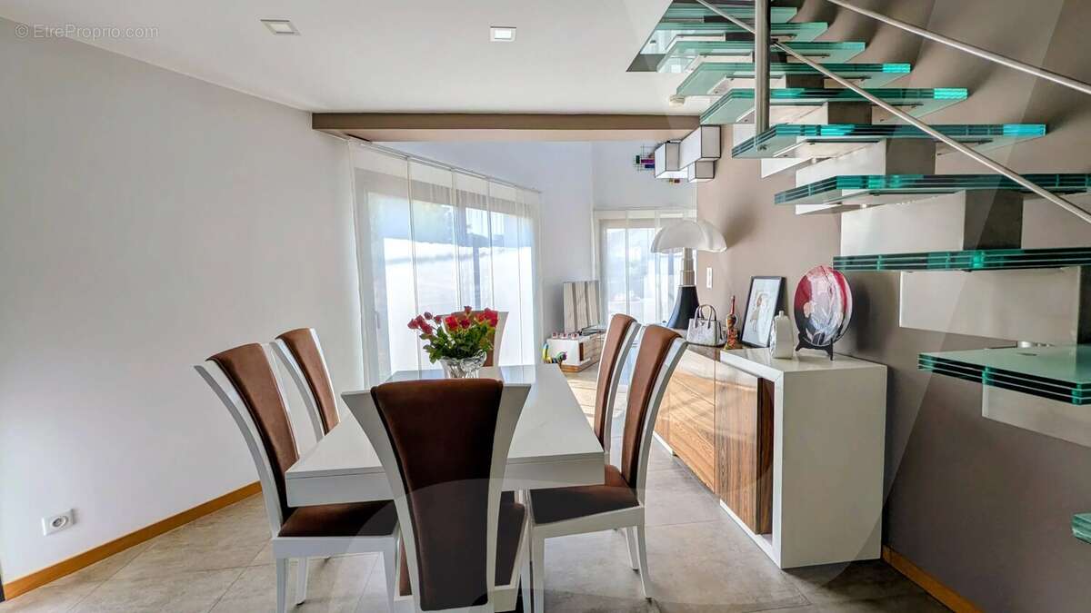 Carquefou – Maison 2014 de 130 m² avec suite parentale - photo 2